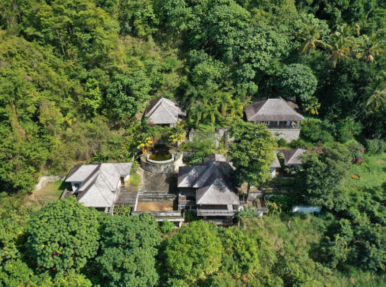 Val Des Pitons Villa